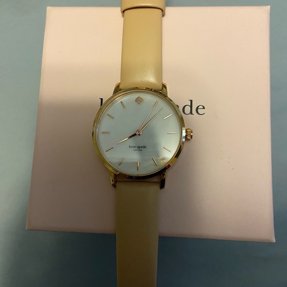 Kate Spade watch- like new. - Picture 2 of 9